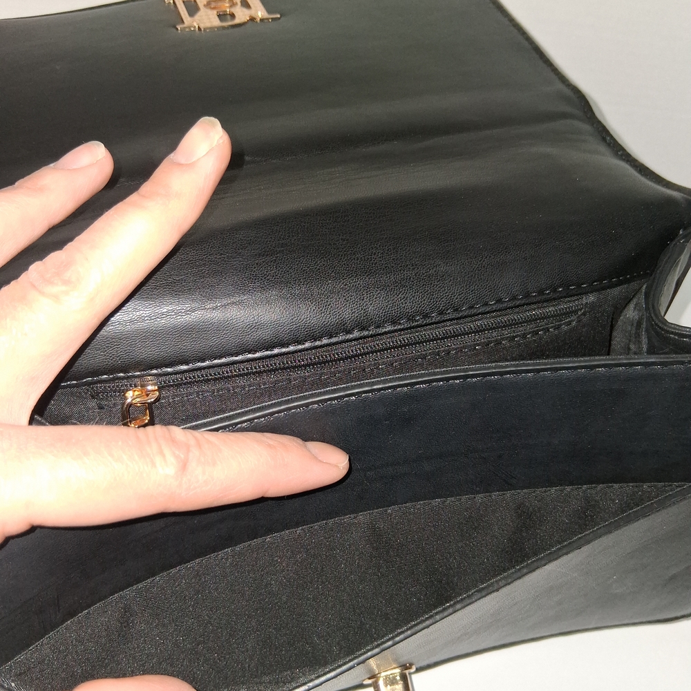 Badgley Mischka Black and White Twead Crossbody Bag - Picture 10 of 10